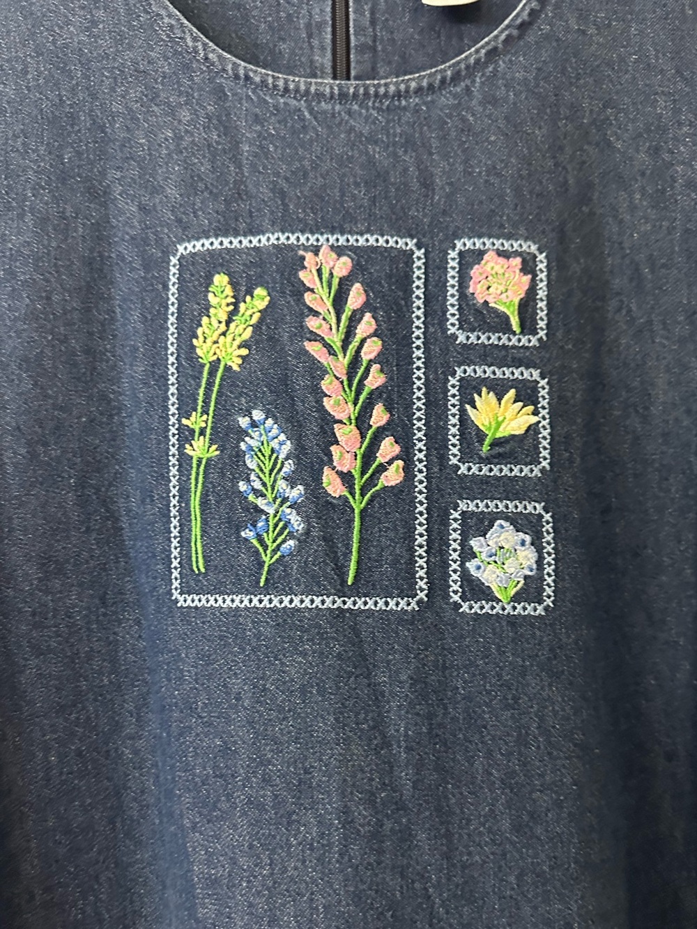 Vintage 90s Denim floral 💐Embroidered Jumper Dress size petite large - Picture 5 of 5